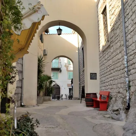 Stari Grad Lovran