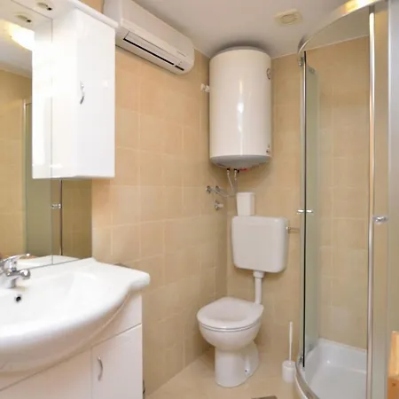 Stari Grad Apartment Lovran